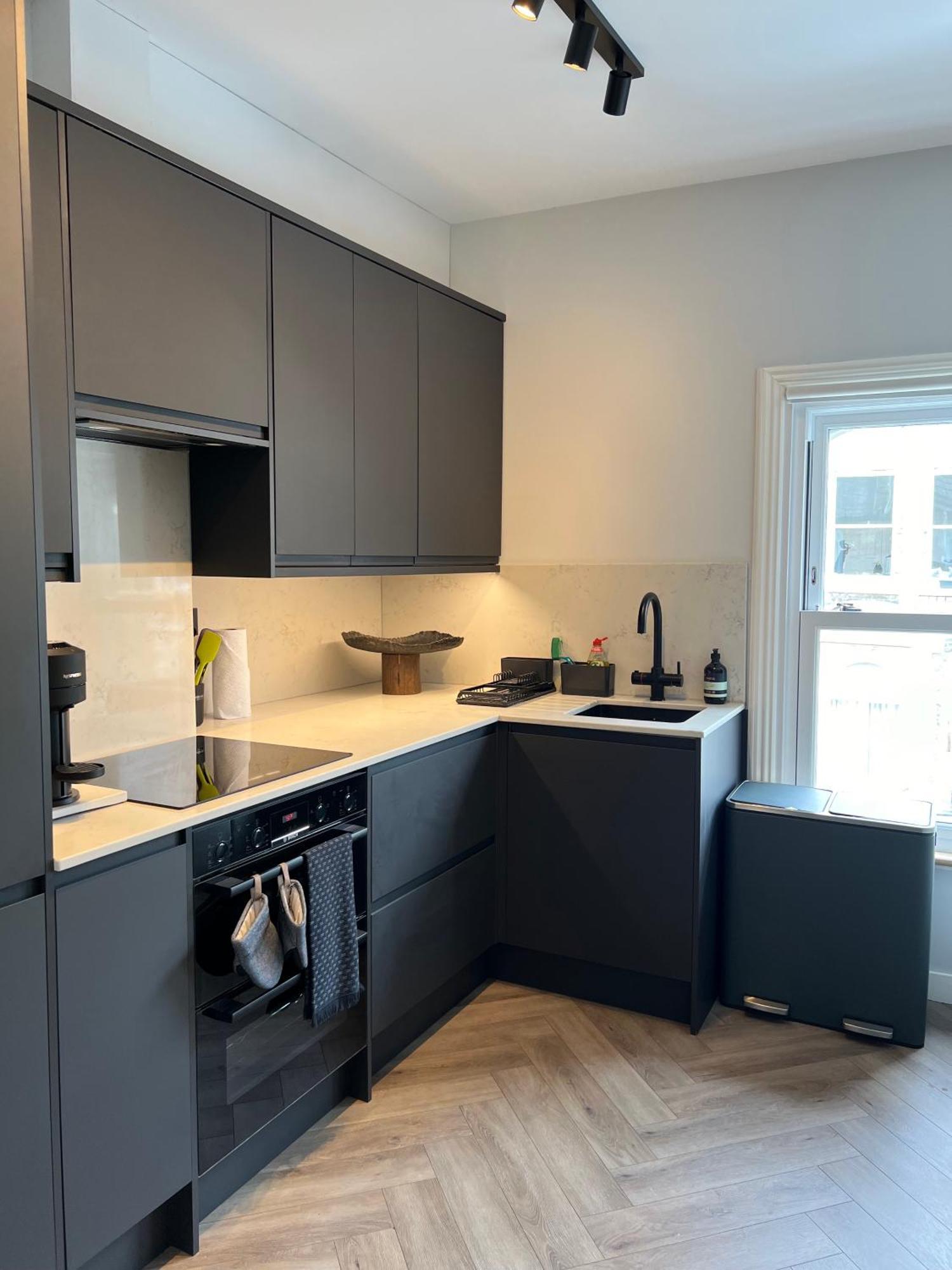 Convenient Clapham Junction Flat * London